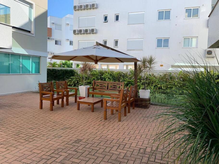Апартаменты Apartamento Em Frente Ao Mar Флорианополис Экстерьер фото